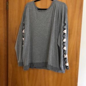 Grey sweatshirt